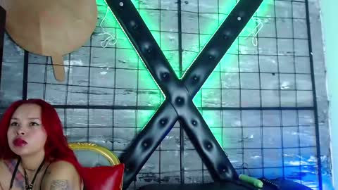 Snapshot of alana_roth chatting on January 2025 12:26:02 PM ALANA ROTH online show from January 2025 12:26:02 PM