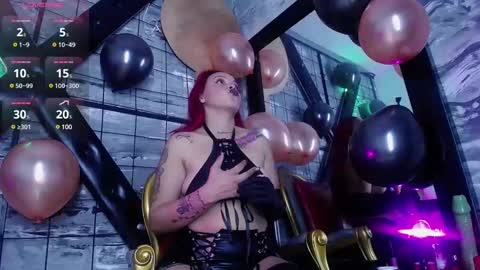 Snapshot of alana_roth chatting on February 2025 03:05:01 PM ALANA ROTH online show from February 2025 03:05:01 PM