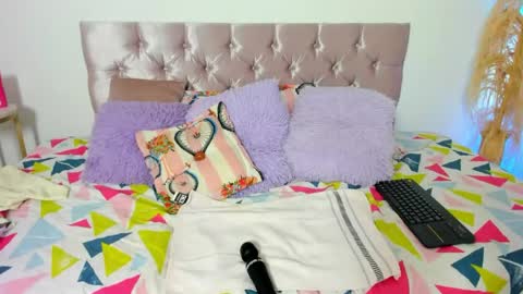 alana_vega69 online show from June 2026 12:40:02 PM