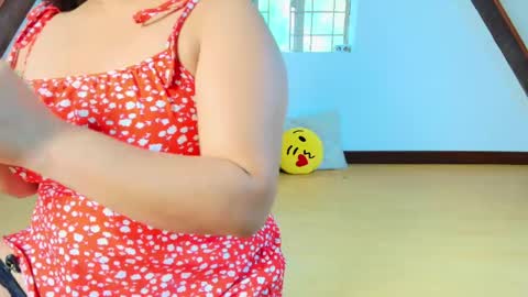 Alana Gmez  online show from April 2026 06:14:02 PM