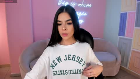 Alana online show from February 2025 02:49:01 AM