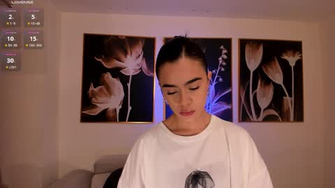 Alana online show from October 2025 12:03:02 PM