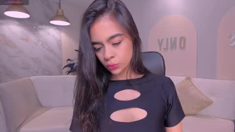 Alana online show from October 2025 12:09:01 PM