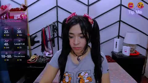 Alana online show from February 2025 12:57:02 AM