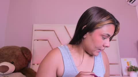 Snapshot of alanarousse_ chatting on May 2026 12:10:01 PM alanarousse_ online show from May 2026 12:10:01 PM