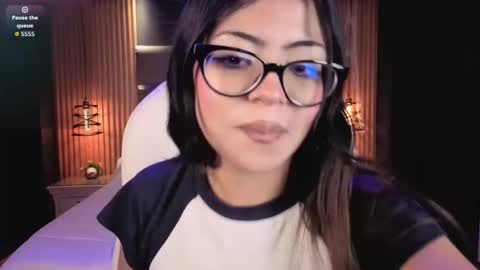 Sasha online show from November 2025 03:49:01 AM