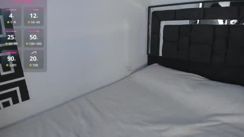 Snapshot of alanblack1 chatting on October 2025 12:13:02 PM alanblack1 online show from October 2025 12:13:02 PM