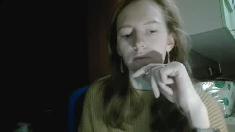 Elisa online show from October 2025 08:57:01 PM