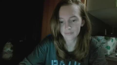 Elisa online show from October 2025 07:47:02 PM