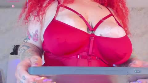 Snapshot of alanna_hank chatting on April 2026 01:12:02 AM Alanna online show from April 2026 01:12:02 AM