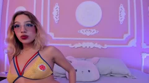 alannamilan online show from June 2026 02:55:02 PM