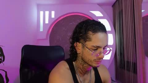 alan online show from October 2025 10:07:01 AM