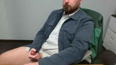 Snapshot of alaska4411 chatting on January 2025 01:39:02 AM John online show from January 2025 01:39:02 AM