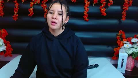 AlaSmith  online show from January 2025 01:48:01 AM