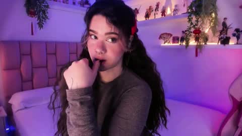 albaandthayron online show from February 2025 12:17:02 PM