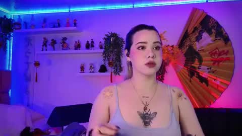 albaandthayron online show from July 2026 12:13:01 PM