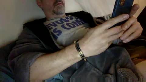 Snapshot of albandant chatting on November 2025 08:51:05 AM albandant online show from November 2025 08:51:05 AM