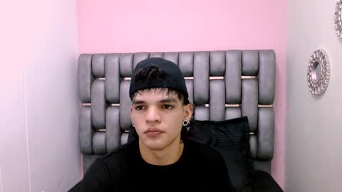 Snapshot of albertbernal69 chatting on January 2025 01:42:02 AM Albert online show from January 2025 01:42:02 AM