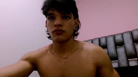 Snapshot of albertbernal69 chatting on January 2025 04:44:02 AM Albert online show from January 2025 04:44:02 AM