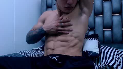 Snapshot of albertbernal69 chatting on January 2025 04:09:01 AM Albert online show from January 2025 04:09:01 AM