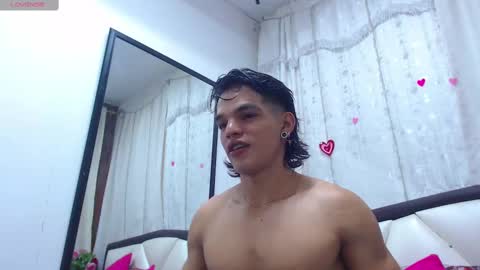 Snapshot of albertbernal69 chatting on February 2025 02:42:01 AM Albert online show from February 2025 02:42:01 AM