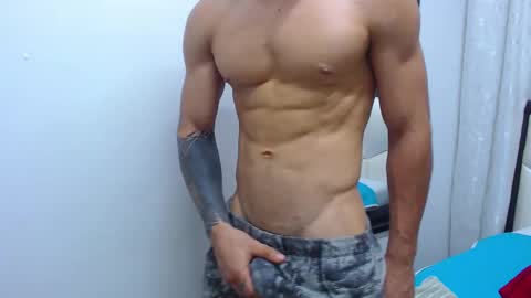 Snapshot of albertbernal69 chatting on February 2025 08:53:02 AM Albert online show from February 2025 08:53:02 AM