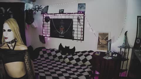 Snapshot of alchemymistic chatting on February 2025 08:44:02 AM Mistic witch online show from February 2025 08:44:02 AM