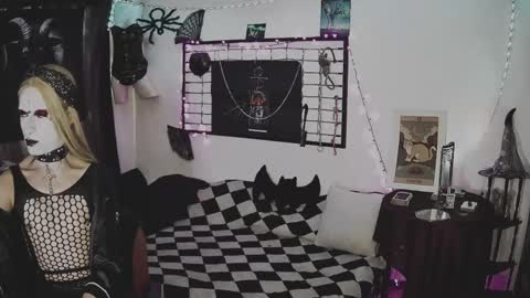 Snapshot of alchemymistic chatting on February 2025 02:10:01 PM Mistic witch online show from February 2025 02:10:01 PM