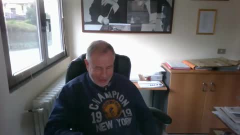 Snapshot of aleandela chatting on February 2026 03:35:02 PM aleandela online show from February 2026 03:35:02 PM