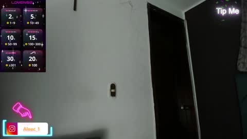 Snapshot of alecadrews_ chatting on January 2025 07:13:02 PM ALEC ANDREWS online show from January 2025 07:13:02 PM