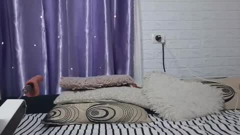 aledina78 online show from May 2026 03:29:02 PM