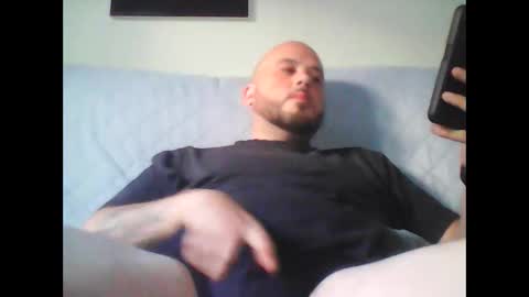 Snapshot of aleeexxxx4u chatting on September 2025 09:01:02 AM aleeexxxx4u online show from September 2025 09:01:02 AM