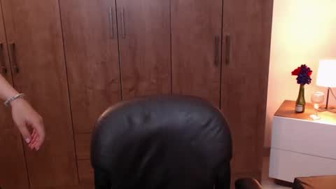 Ale online show from July 2026 07:17:01 PM