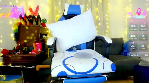 Snapshot of aleexx___ chatting on February 2026 05:46:02 PM Alex online show from February 2026 05:46:02 PM