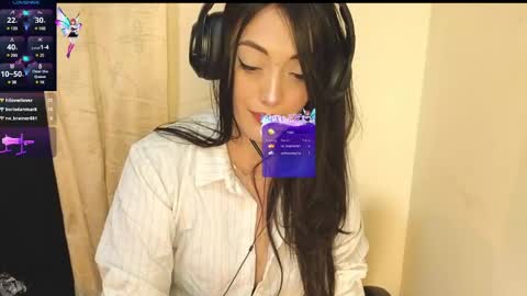 Snapshot of aleja20_ chatting on December 2024 08:28:02 AM joha online show from December 2024 08:28:02 AM