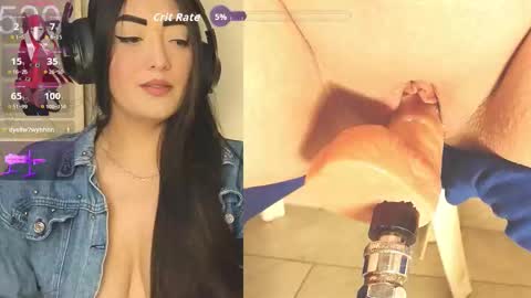 Snapshot of aleja20_ chatting on November 2025 03:53:02 AM joha online show from November 2025 03:53:02 AM