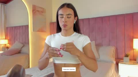 Alejandra Arango online show from March 2025 04:35:02 PM