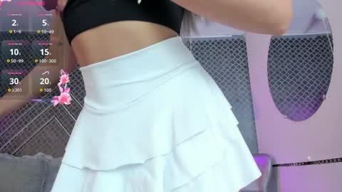 aleja_bloom online show from July 2026 11:39:02 AM
