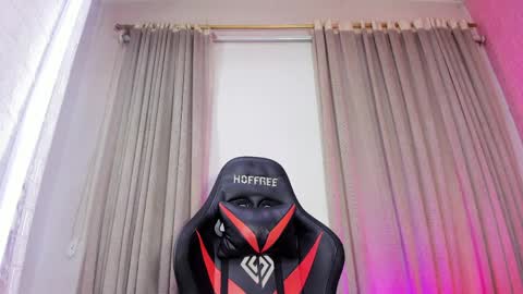 Aleja Hill online show from April 2026 05:19:01 AM