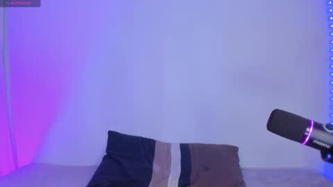 Snapshot of aleja_rossi chatting on December 2024 10:45:01 PM Aleja online show from December 2024 10:45:01 PM