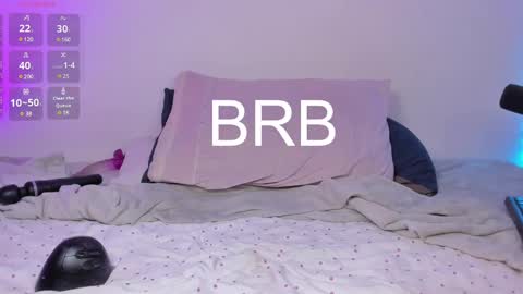 Snapshot of aleja_rossi chatting on December 2024 01:07:02 AM Aleja online show from December 2024 01:07:02 AM