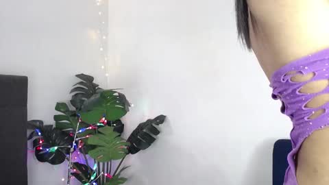 Alejandra online show from December 2025 11:43:01 PM