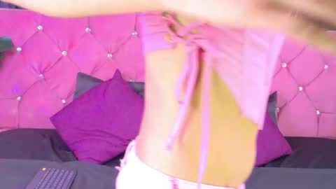 Alejandra online show from May 2026 12:00:02 PM