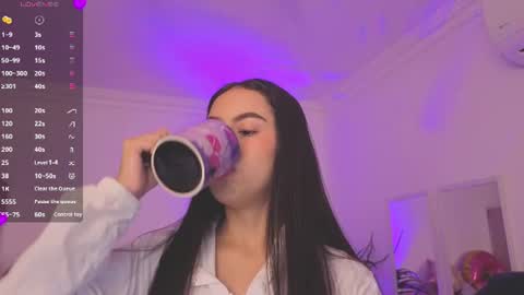 Alejandra online show from July 2026 11:19:02 AM