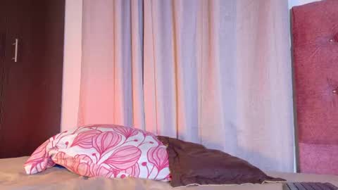 alejandra_dunn1 online show from July 2026 07:05:02 PM