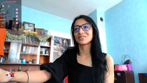 Snapshot of alejandracherry_ chatting on December 2024 11:49:02 AM Alejandra online show from December 2024 11:49:02 AM