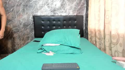 Alejandro Fuentes online show from November 2025 12:58:02 PM