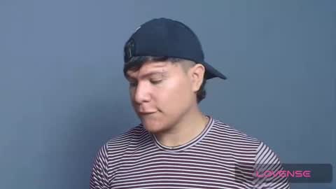 Alejandro G online show from November 2025 01:22:02 PM