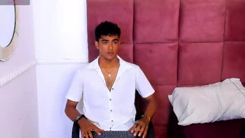Alejandro williams online show from July 2026 07:39:01 PM