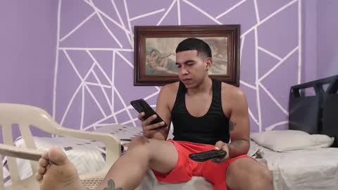 alejandrocock online show from October 2025 04:01:01 AM